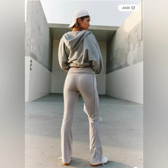 Free People Movement Limitless Pant Flare Leggings Indigo Blue Size XS - Picture 4 of 14